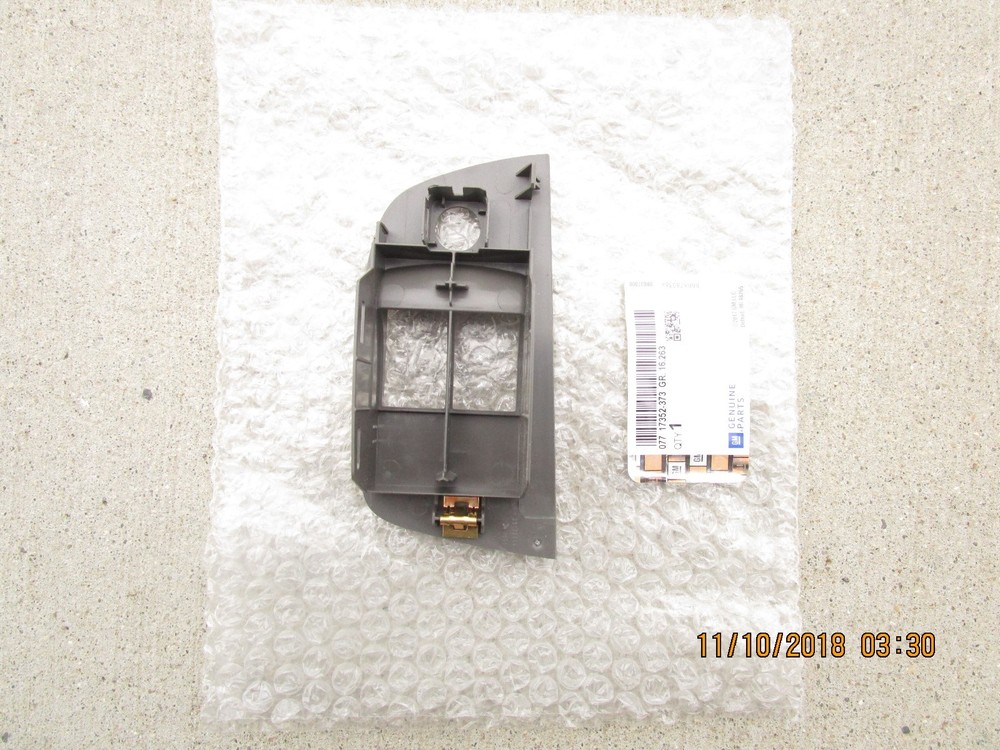 16 - 21 CHEVY EXPRESS FRONT LEFT SIDE MASTER POWER WINDOW SWITCH BEZEL TRIM NEW
