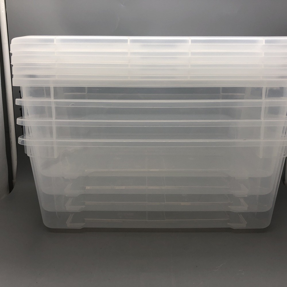 Iris Buckle-Up Storage Set 12.9 Quart 4 Pack Clear Plastic Storage Boxes W/ Lids