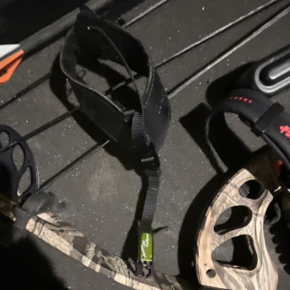 PSE Archery Compound Bow with Case, Arrows, Trophy Hunter Target