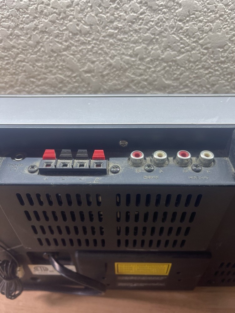 Emerson MS3103 Triple-Play Linear 3 CD Changer + 1 Speaker. ****read****