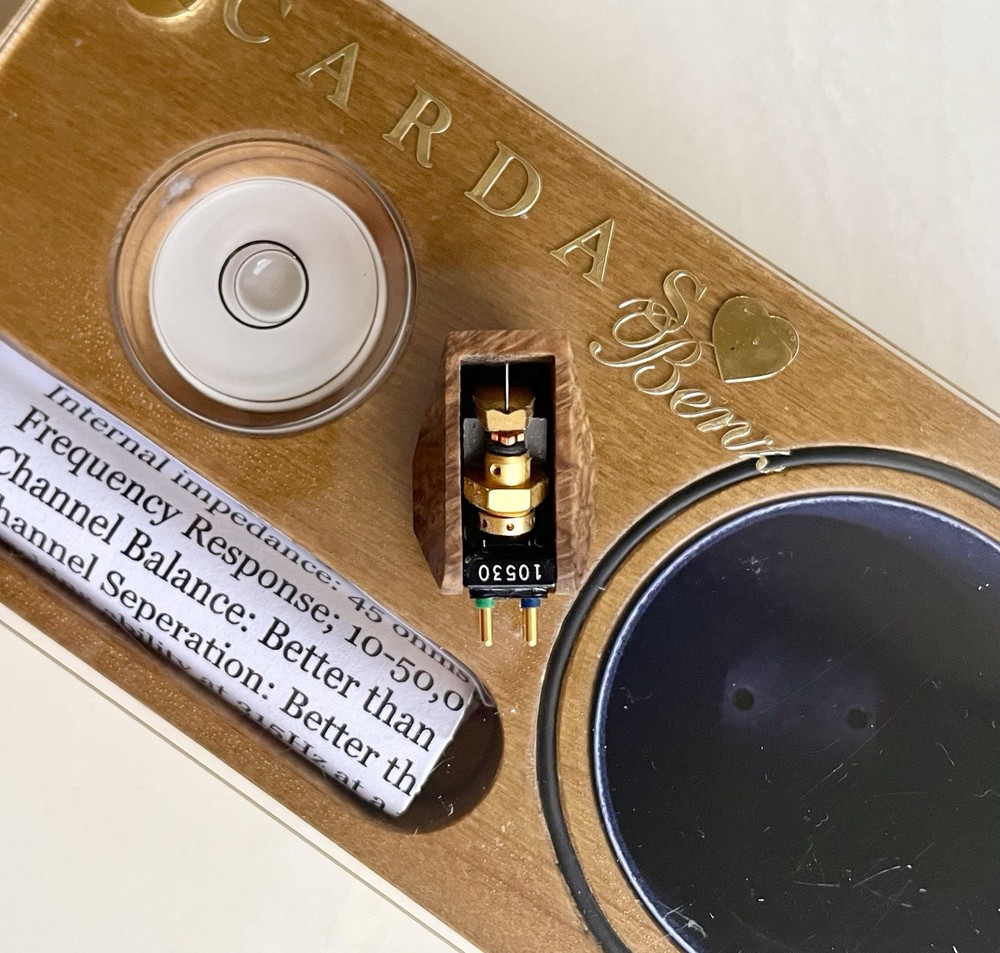 Cardas Myrtle Heart Ruby (Benz Micro Ruby) MC Cartridge, Line-contact on Boron