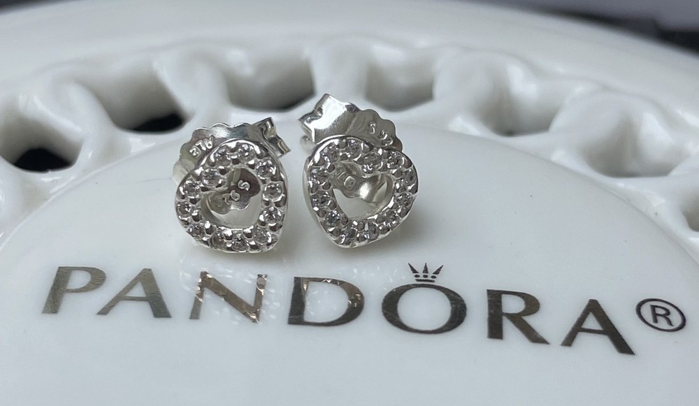 Authentic Pandora Open Heart Stud Earrings #290528CZ