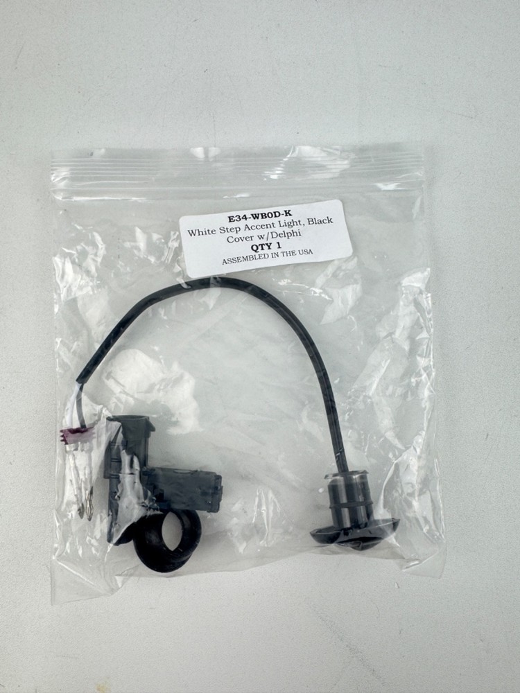 E34-WB0D-K White Step Accent Light Black Cover - Kit - 1EA