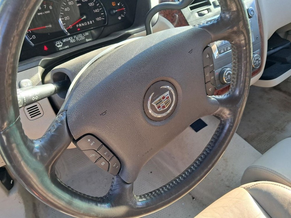 DTS 2007 Glove Box 4830433