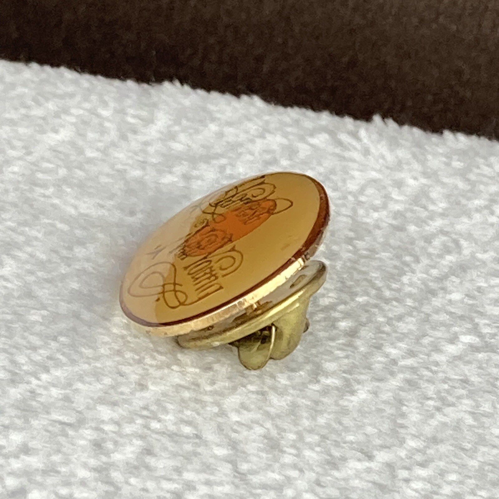 Vtg 1970s Neil Young Harvest Album Promo Lapel Pin Pinback Badge Concert RARE!