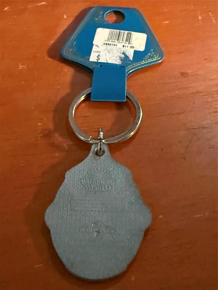 Universal Studios Harry Potter Hog's Head Hogsmeade Keychain Fantastic Beasts
