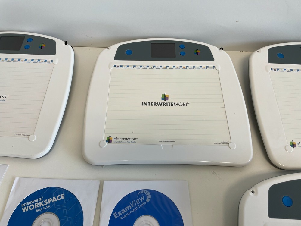 B13: Lot of 4 Mobi IP501 eInstruction Interwrite Mobi Learner Tablet