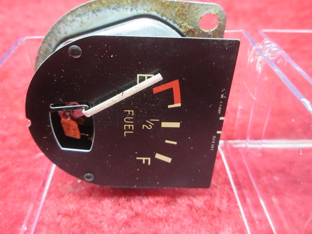S W Corp Fuel Quantity Indicator PN 424387