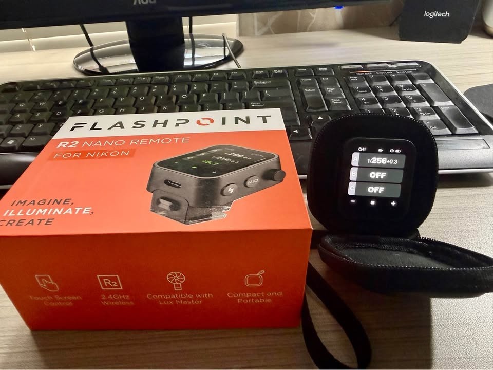 Flashpoint R2 Nano Touchscreen TTL Wireless Flash Trigger for Nikon