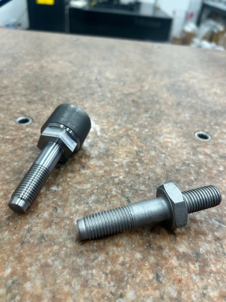 Watts Link Stud for Ford Crown Victoria