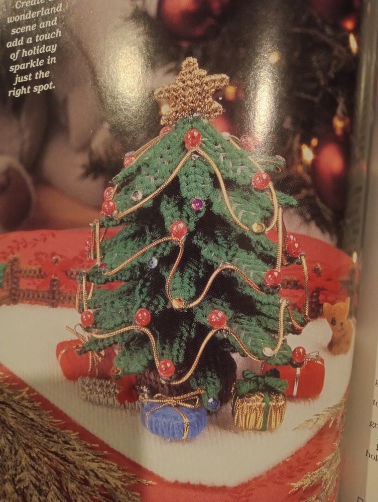 Holiday Christmas Decor Plastic Canvas Pattern Book Halloween Easter St Patrick