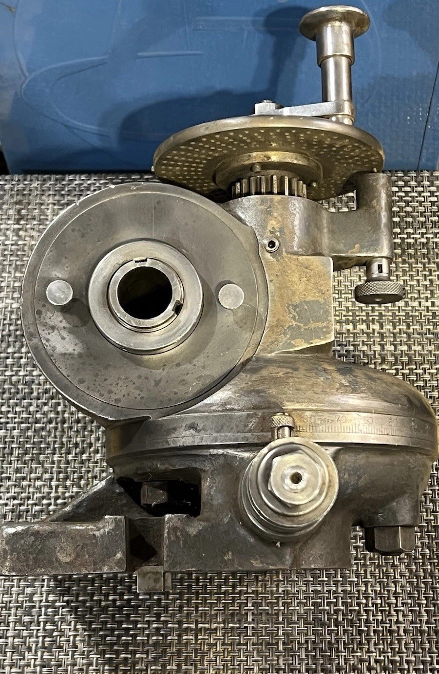 Van Norman Hand or Gear Drive Horizontal Swivel Dividing Head