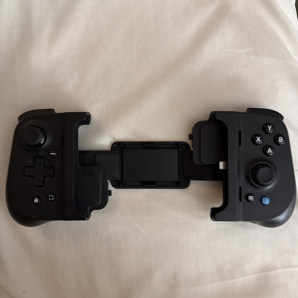 Gamevice Flex Gv216 Attachable Controller for Apple iPhone Lightning - Black