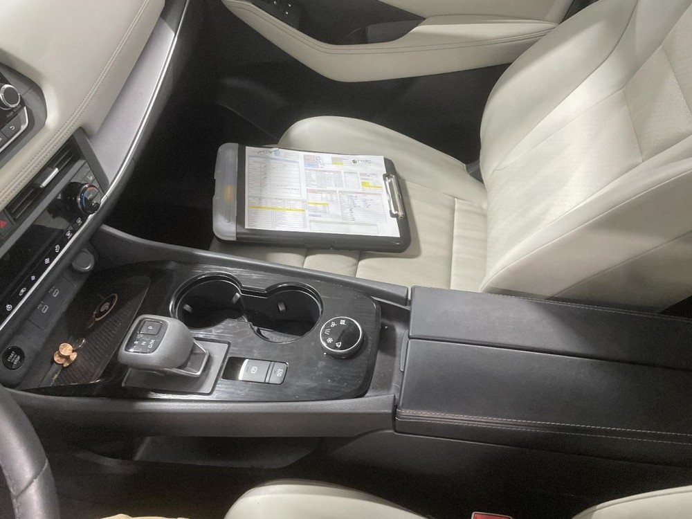 Complete Console Front Floor S Model Fits 21-25 ROGUE 1065919