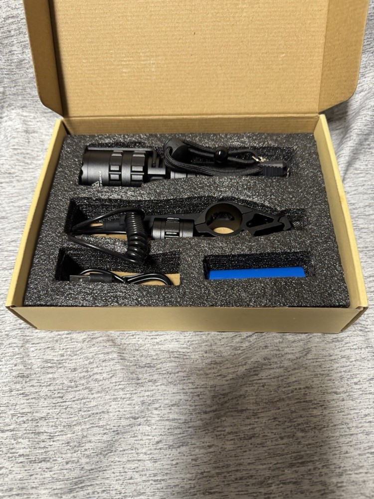 XE8 LED Rechargeable Tactical Flashlight for Rifle, Offset Mount, Pressure Swit…