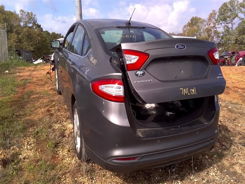 FUSION 2013 Fuse Box Cabin 1037501401