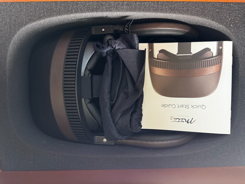 New Meta Augmented Reality Developer Kit Model Meta2