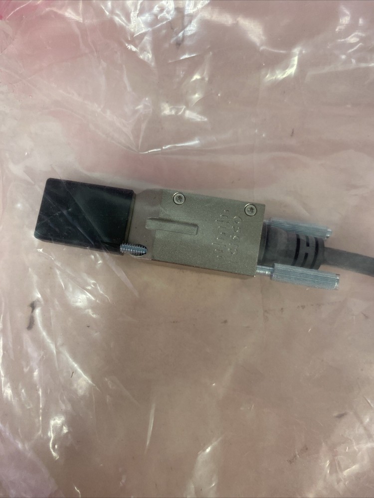 STACK-T2-50CM V03 Cisco 3650-24 StackWise 160 Stacking Cable 800-40805-03 New
