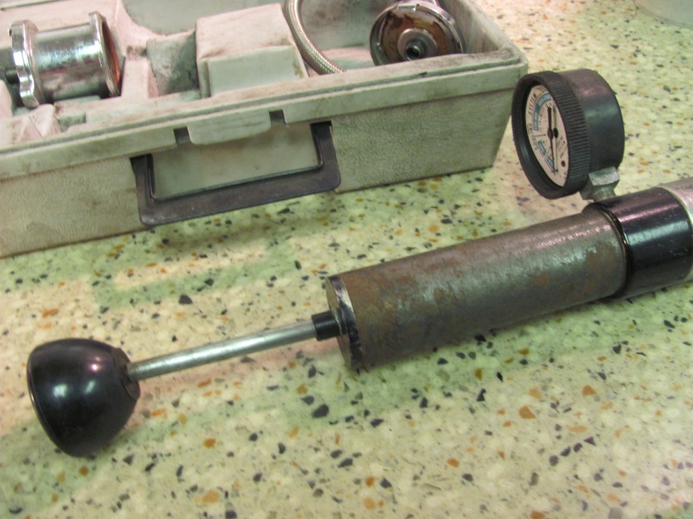 Edelman Cooling System Analyzer 94A used , tested working