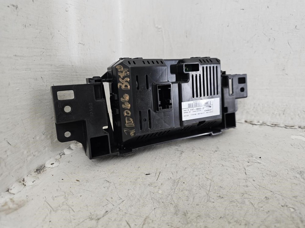 Info-GPS-TV Screen Front Display 4.2" Screen Fits 15-18 FOCUS 2427057