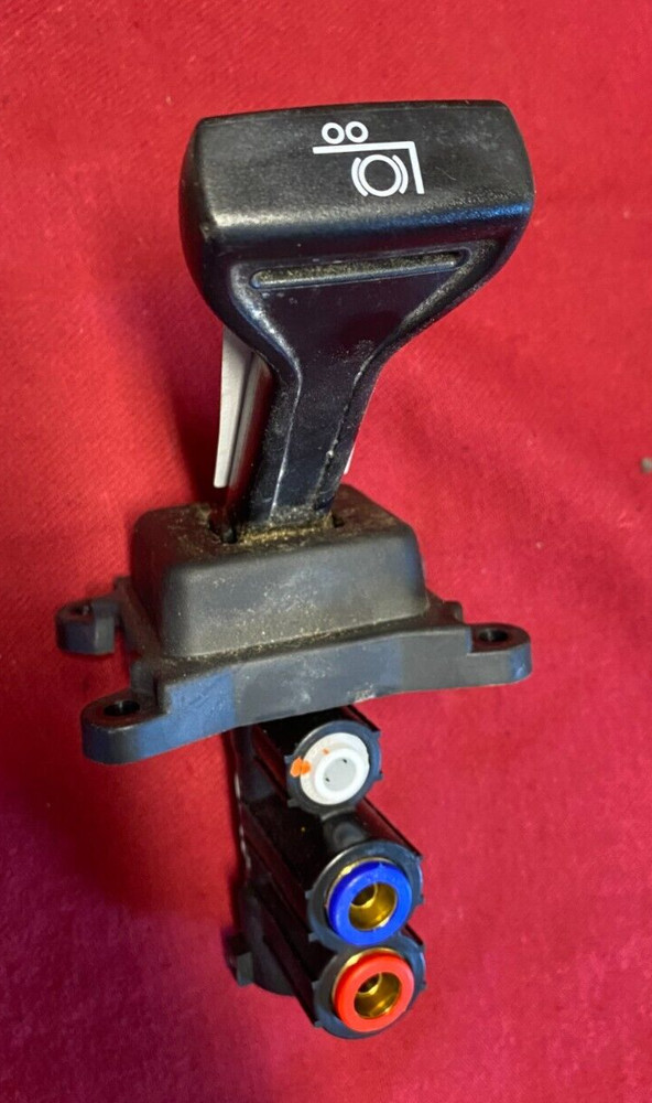 BENDIX  SWITCH TRAILER  HAND BRAKE ,VALVE TCS-9000, 4071711C2