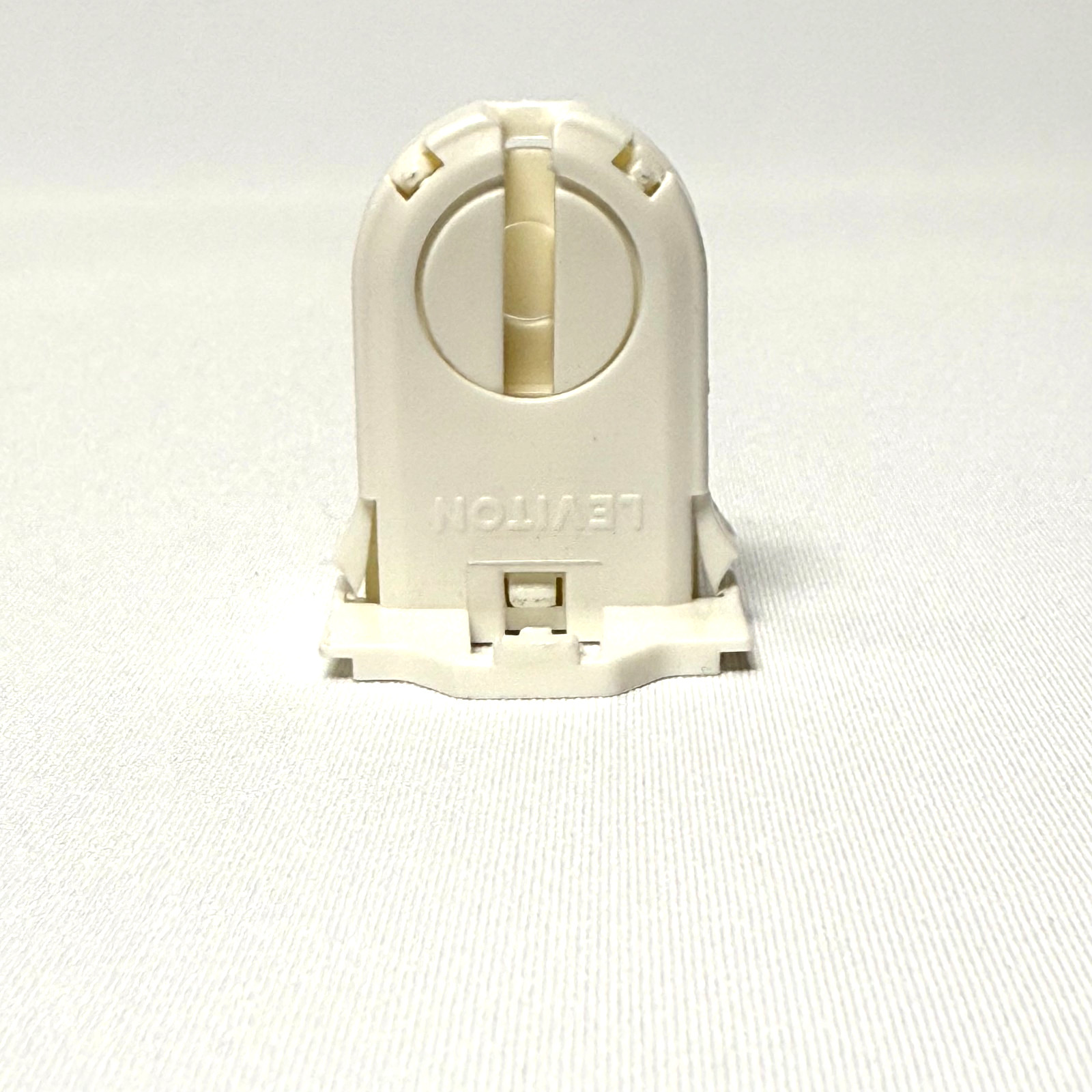 12 x Leviton 23661-SNP Shunted Lamp Holder T8/T12 LED Fluorescent Bi-Pin Socket