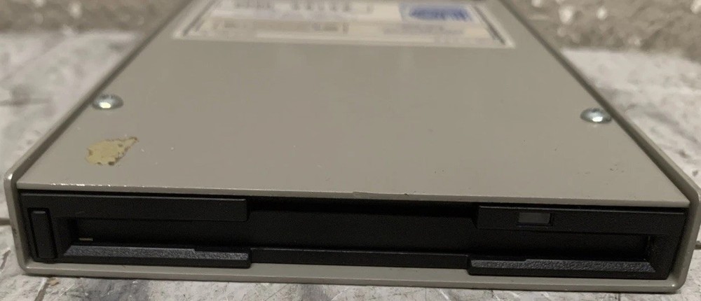 LARSON DAVIS 2510A 1.44MB/ 720K External Floppy Disk Drive