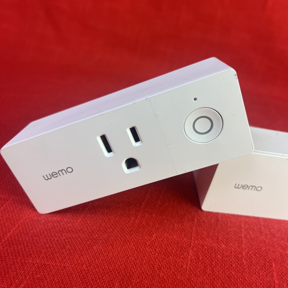 WeMo Mini Wi-Fi Enabled Smart Plug White Model F7C063 2 PACK