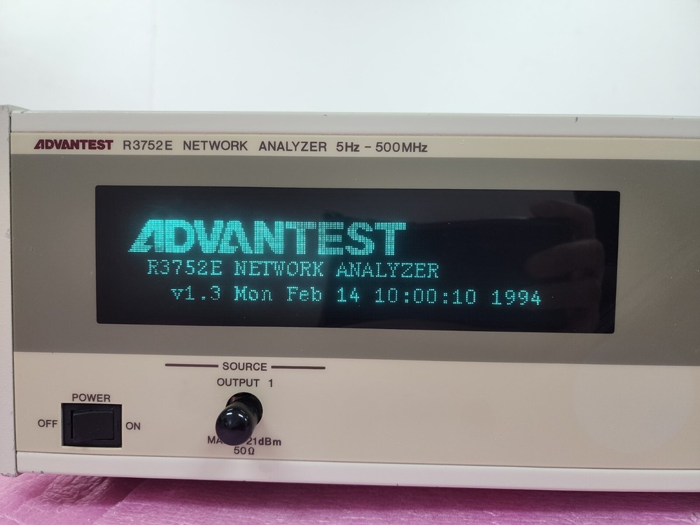 ADVANTEST R3752E Network Analyzer 5 Hz to 500 MHz, Output 1, Input A(Receiver)