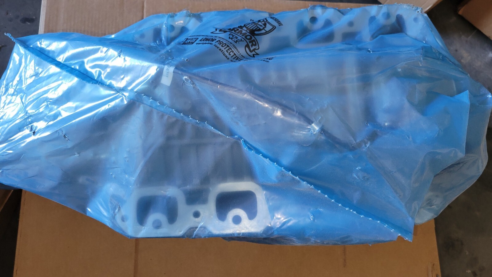 NEW GM Eaton M122 supercharger intercooler assembly 2006-09 Cadillac XLR-V 4.4V8