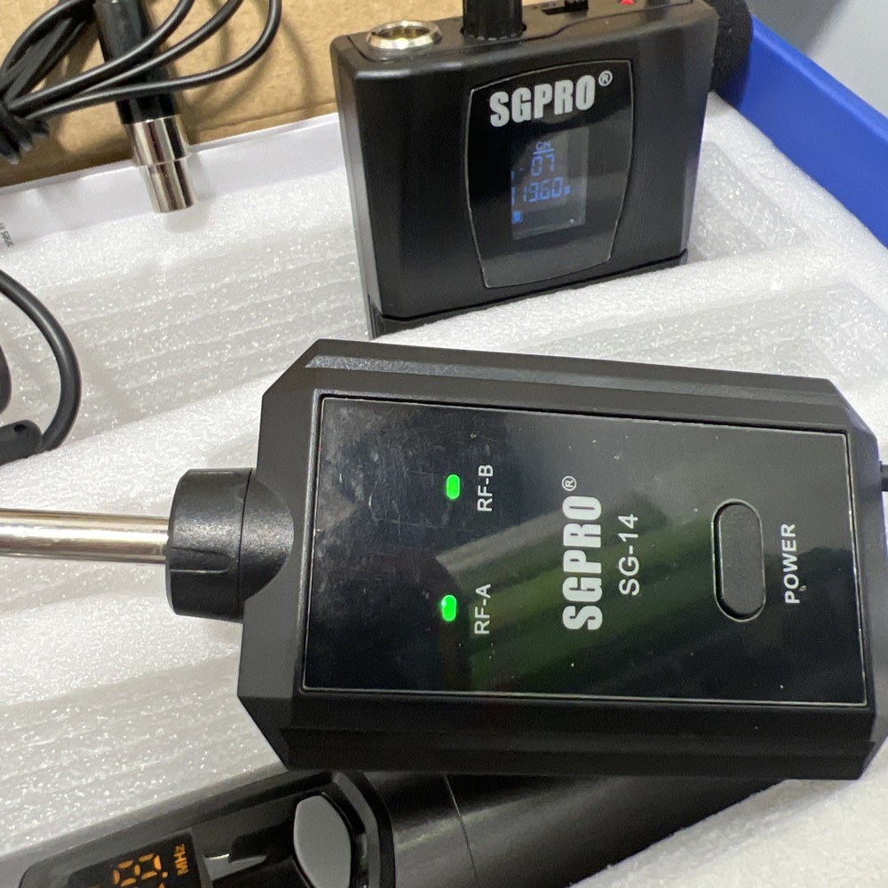 SG PRO SG-14 wireless microphone/ headset System