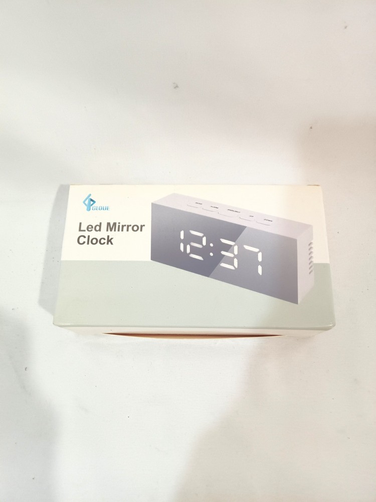 Gloue Led Mirror Clock