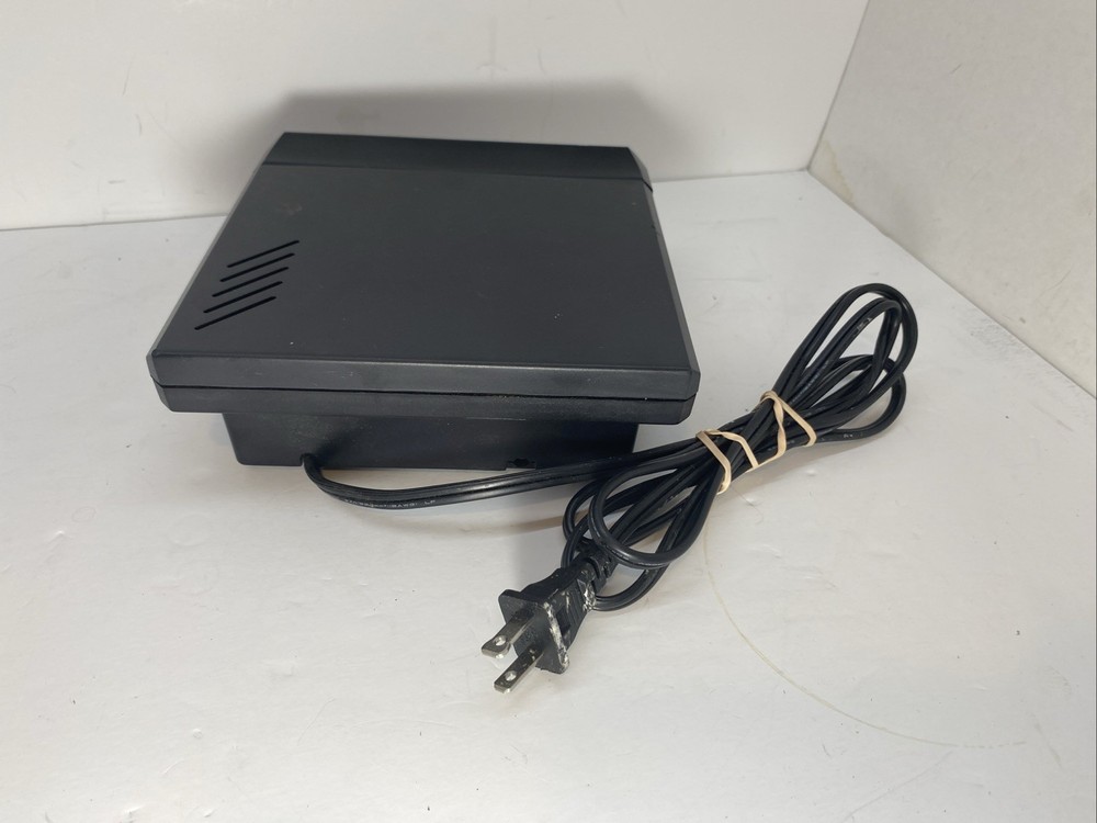 Centronics AR-500xl Programmable Antenna Rotator Controller Powers On