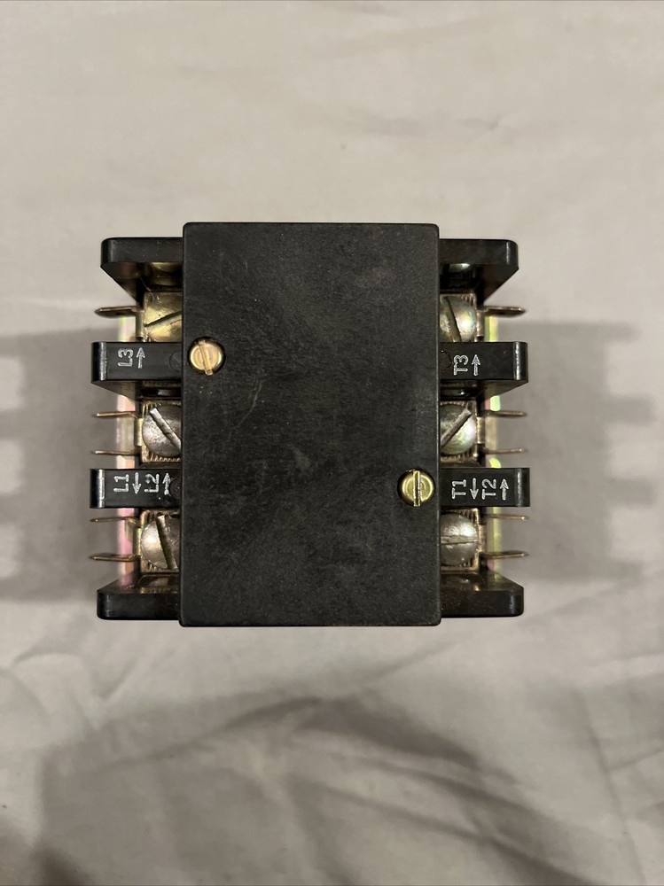 AMF/Paragon 303EOS-K2 30A 3 Pole Contactor