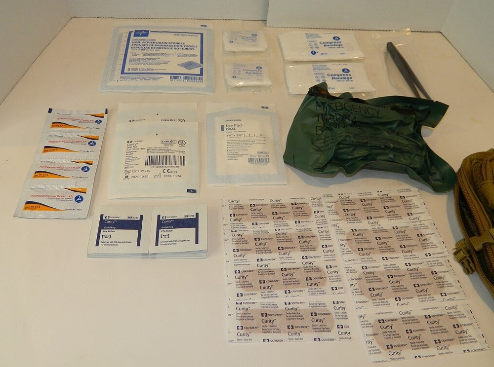 Compact Tactical First Aid Bag Tactical Molle Pouch with 3 Pockets