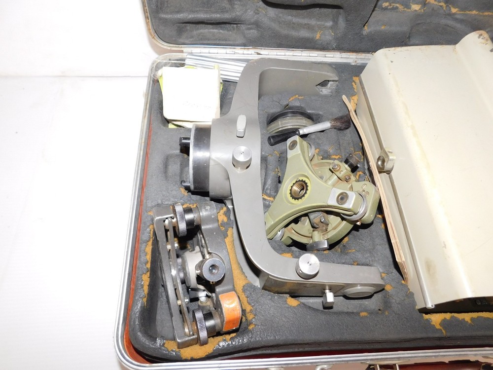^^ HEWLETT PACKARD HP 3800A DISTANCE METER (QKM37)