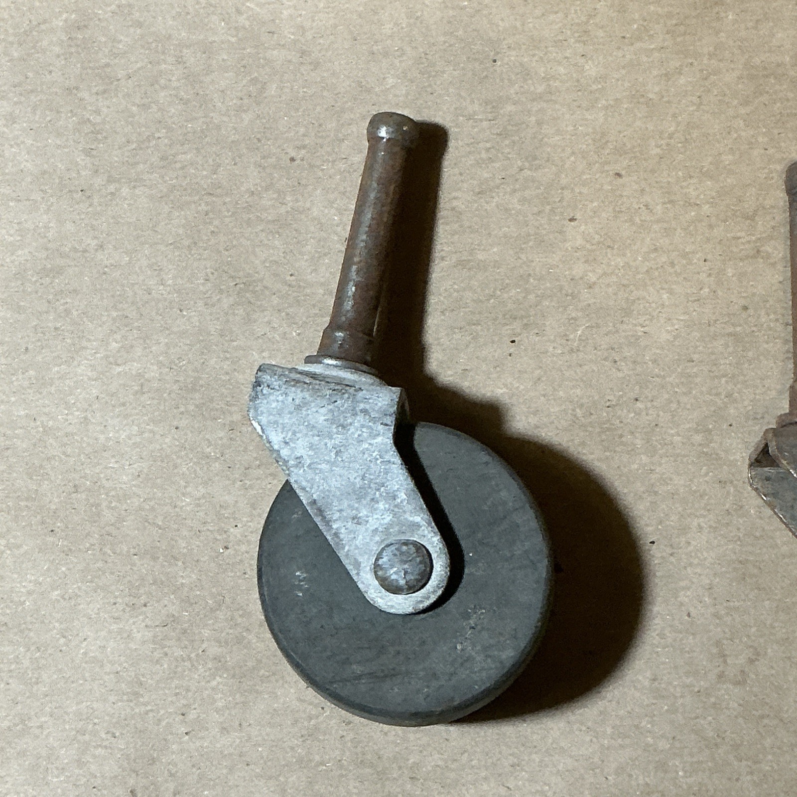 Group Of 130+ Wood/Metal Furniture Casters As Is INV-JDJ79