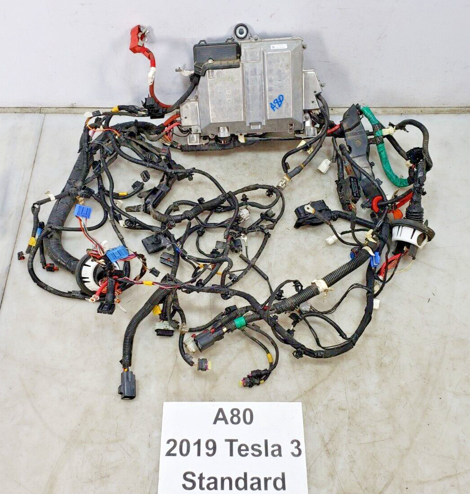 ✅ 17-23 OEM Tesla Model 3 Front Electrical System Control Module W/ Harness