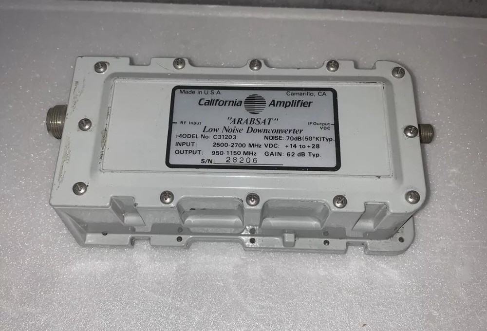CALIFORNIA AMPLIFIER LOW NOISE DOWN CONVERTER 2500-2700Mhz TESTED