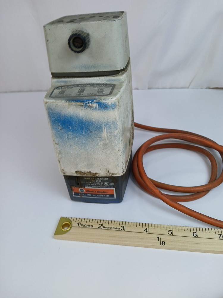 VINTAGE Black & Decker, No 7980, Drill Bit Sharpener