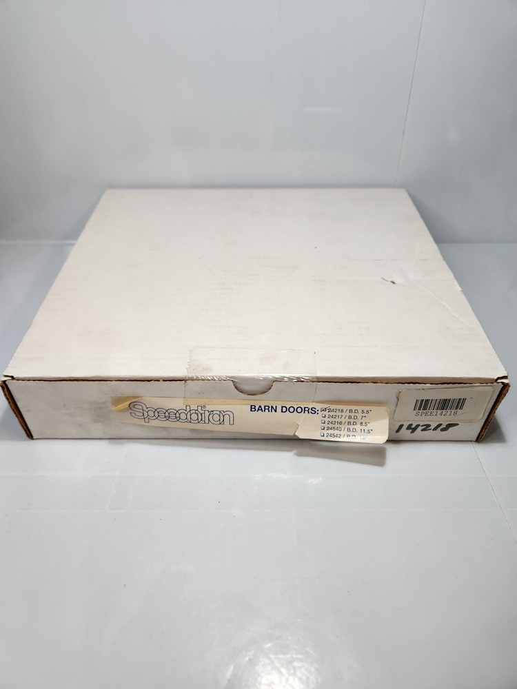 Speedtron 5.5"  Barn Doors for Lighting 24218