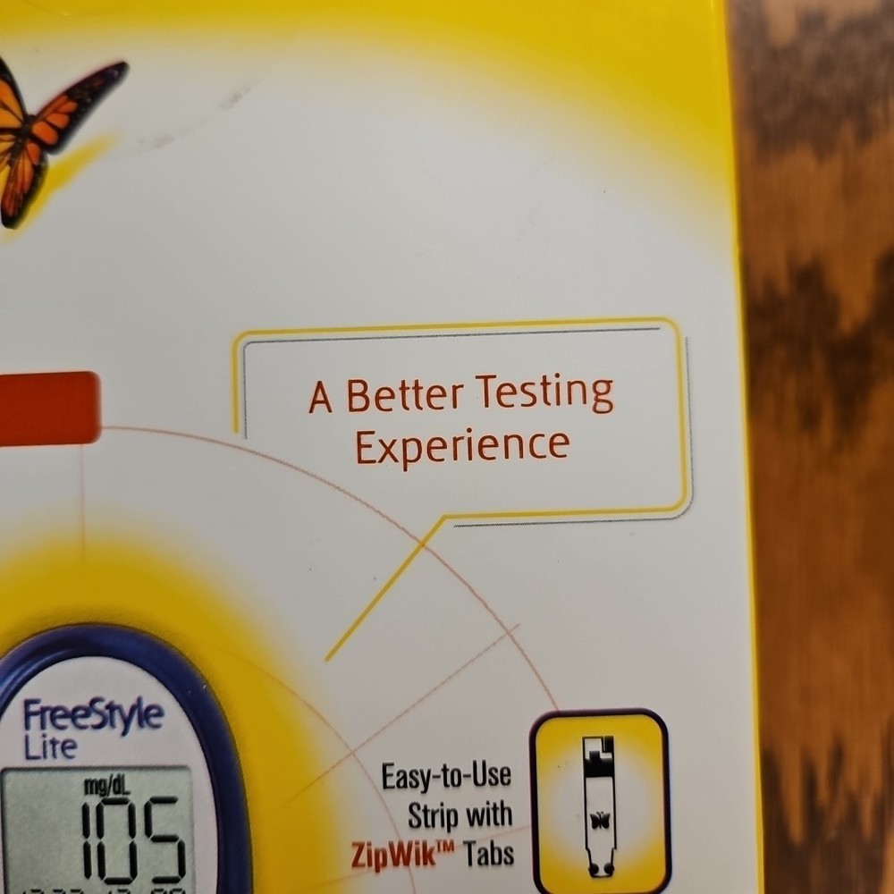 Freestyle Lite Meter Blood Glucose Monitoring System Tiny Sample No Coding