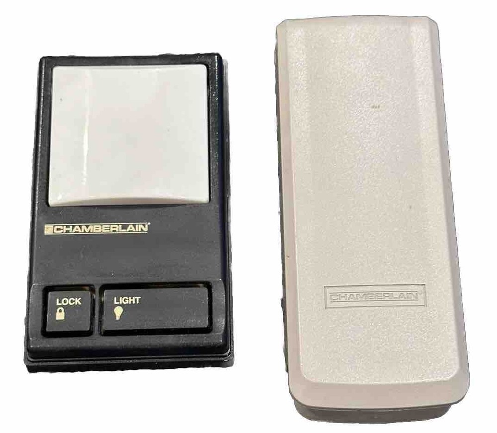 940EV/EVC  Chamberlain Group Keyless Entry Keypad With A Free Wall Button