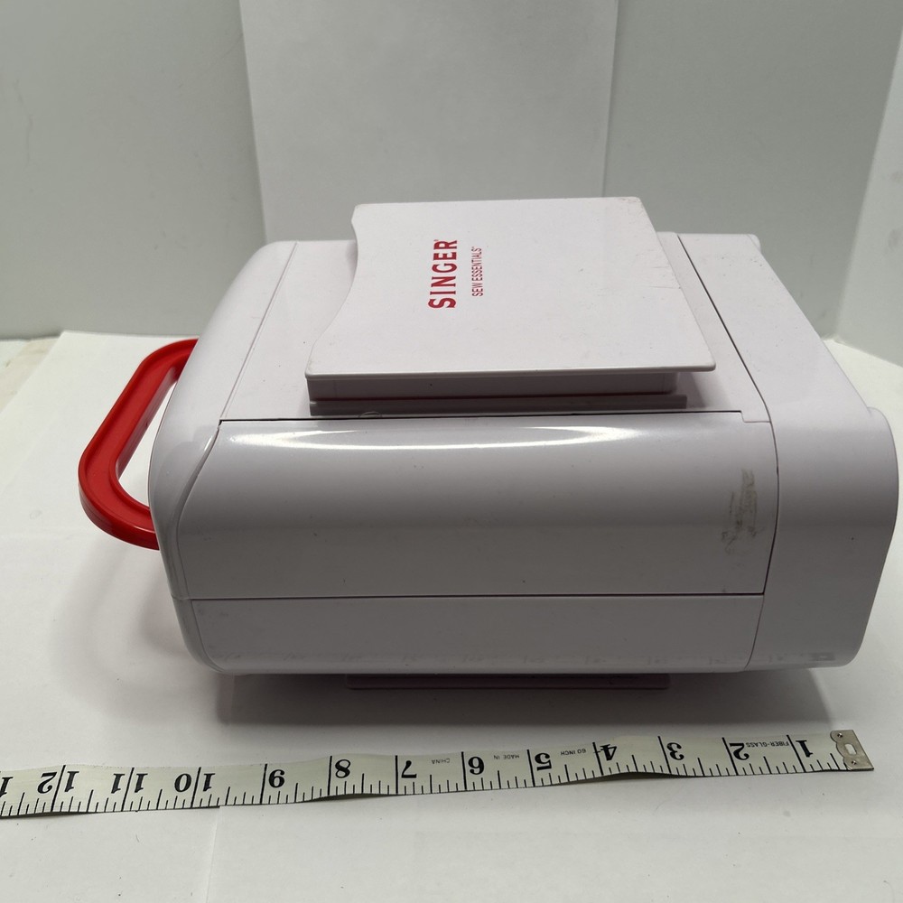 SINGER Sew Essentials Foldup Case Sewing Kit Portable Organizer w/ items include