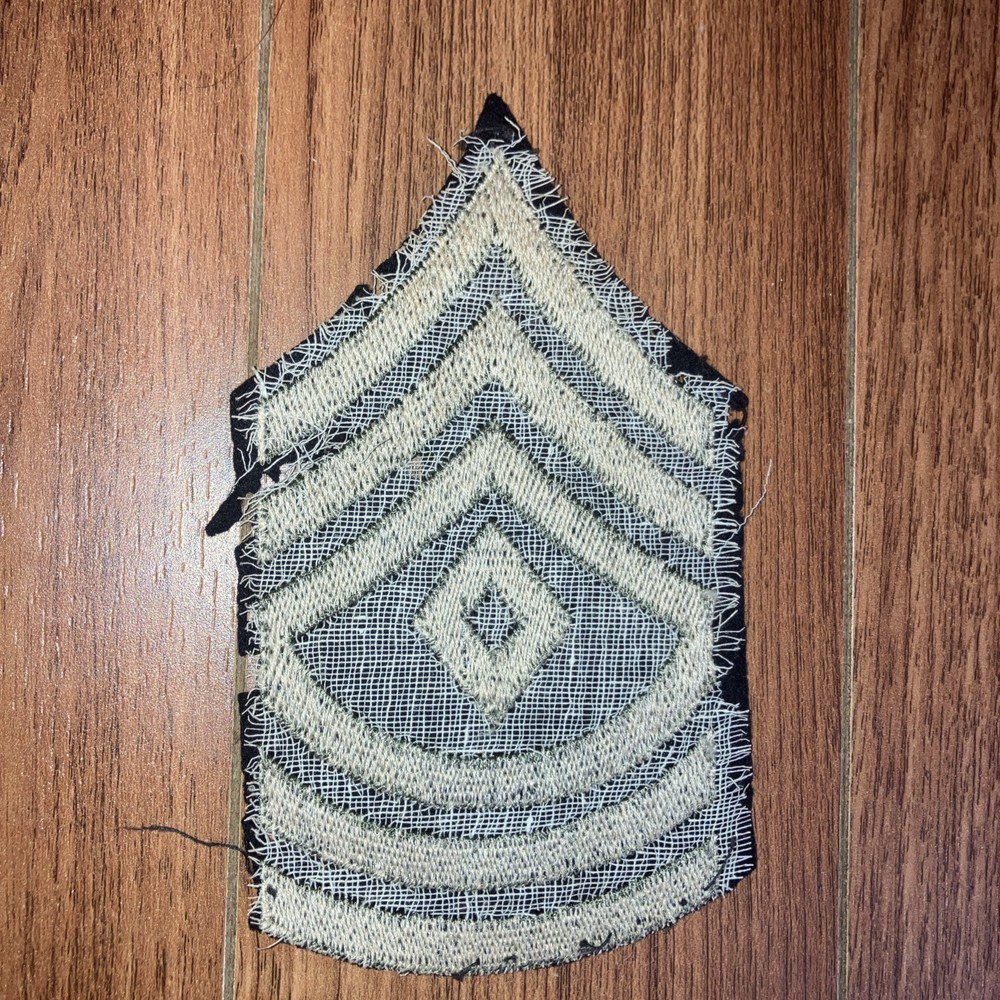 ORIGINAL WWII US ARMY NCO 1st SERGEANT JACKET INSIGNIA CHEVRONS