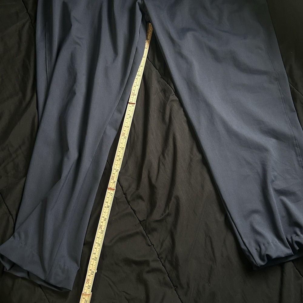 Rhone Atmosphere Jogger Pants Men's Medium Navy Blue Performance Stretch