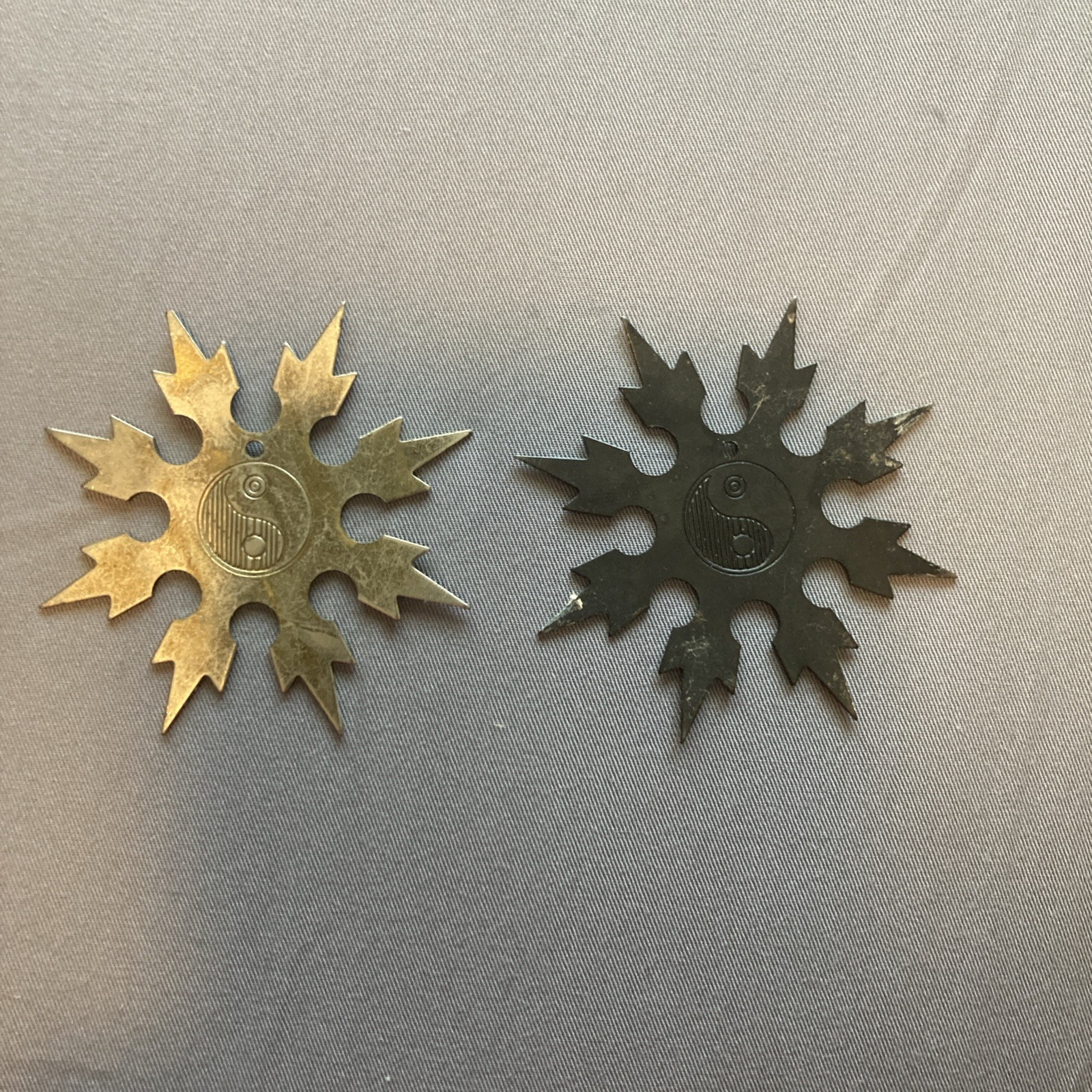 Vintage Ninja Throwing Star Pendant Black or Gold, Metal