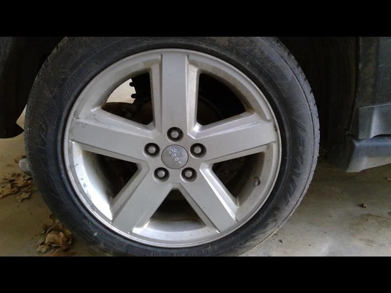 Compass 2011 Glove Box Assembly (Part #352262) - Used OEM Replacement