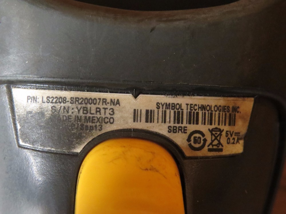 + Symbol LS2208-SR20007R-NA BarCode Scanner KIT w USB Cable