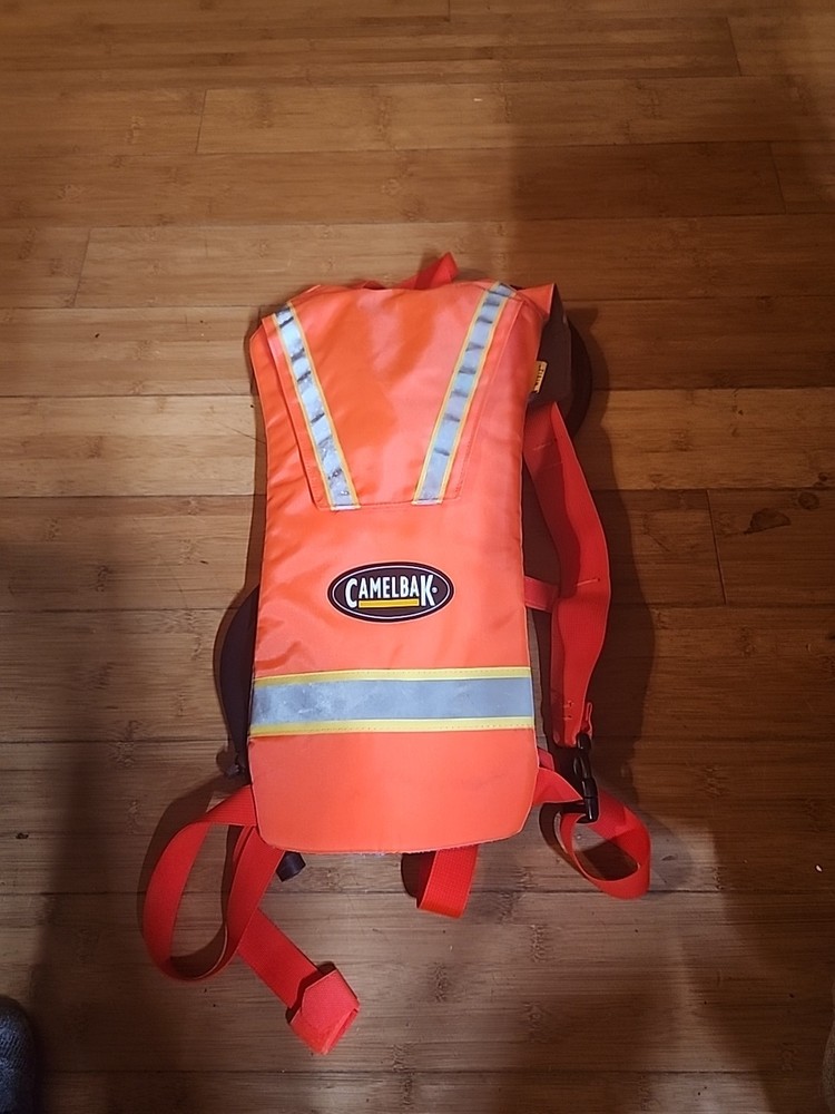 CAMELBAK Hi-Viz Orange Reflective 2 Liter Hydration Backpack Gear EUC